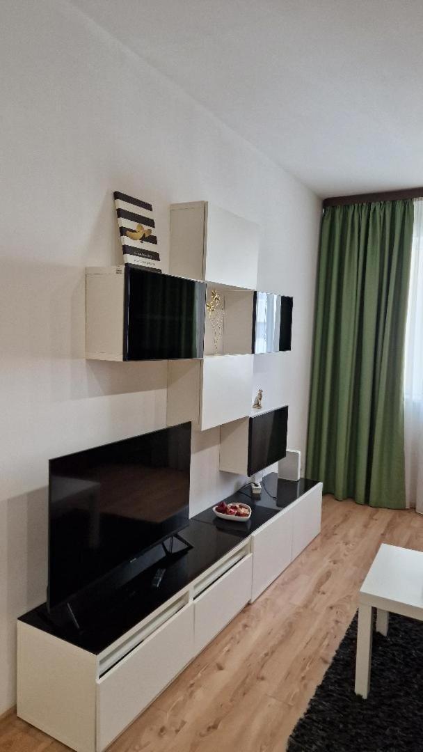 Rin Grand Sofmed Apartment Bucureşti Ngoại thất bức ảnh